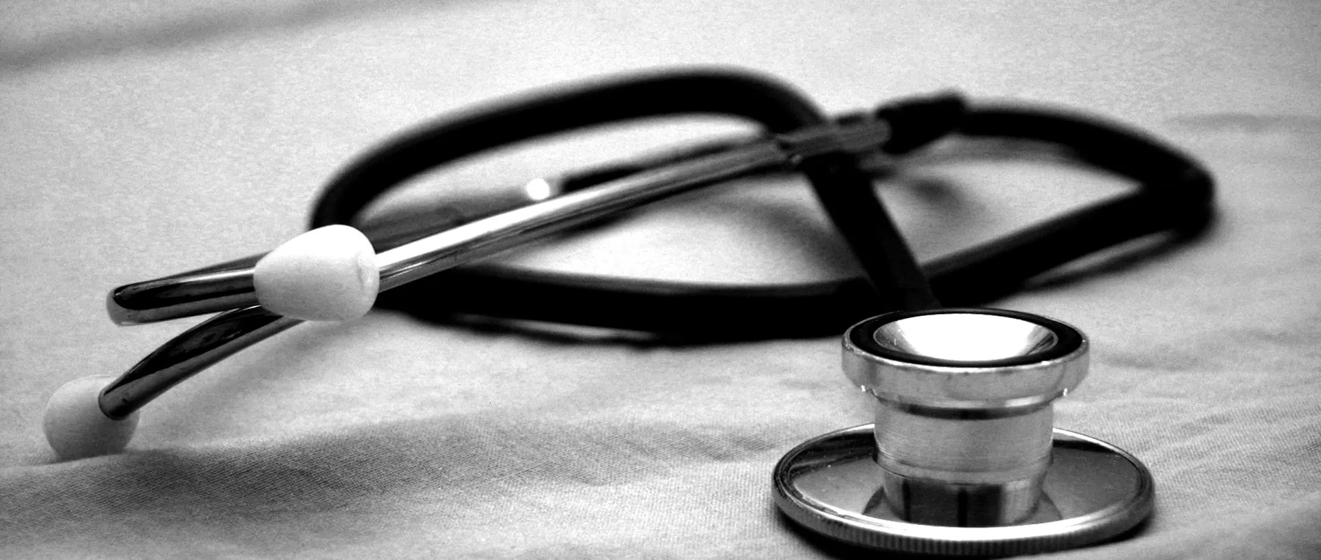 Health Insurance in Spain: Public vs Private Explained